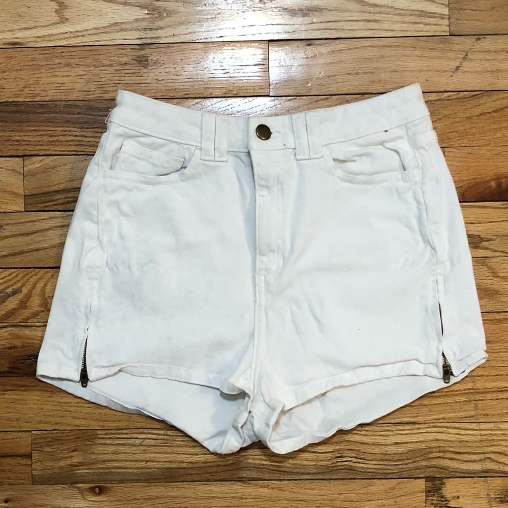 American Apparel high waisted white jean shorts with side zippers, 26/27